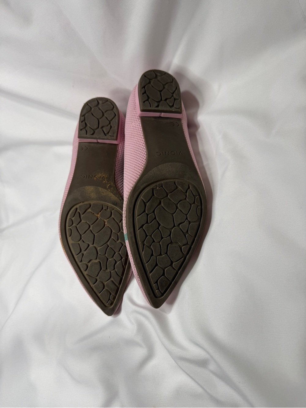 Vionic Pink Pointed Toe Knit Ballet Flats with Green Trim Size 9 - Picture 8 of 8